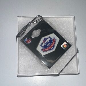 NFL New Buffalo Bills Farewell Season Pin collectors Item